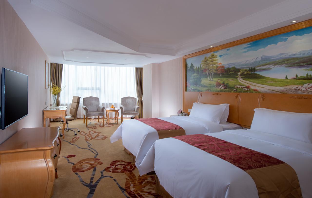 שנג'ן Vienna 3 Best Hotel Meilong Road מראה חיצוני תמונה