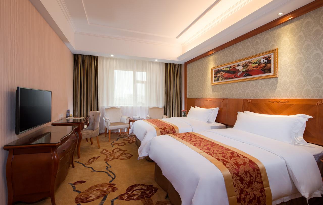 שנג'ן Vienna 3 Best Hotel Meilong Road מראה חיצוני תמונה